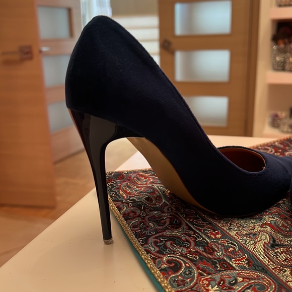 Suede Heels - Picture 3 of 4